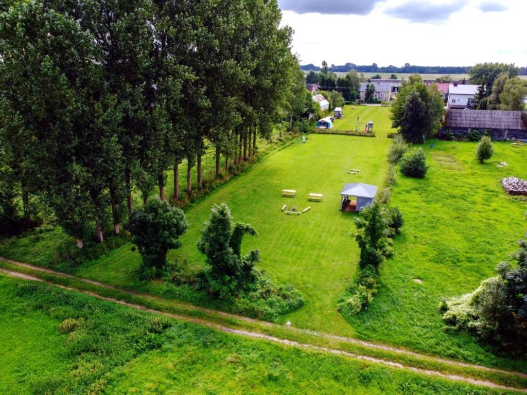 Wilcza Nora - Pole Biwakowe Hotel Dolistowo Nowe Esterno foto